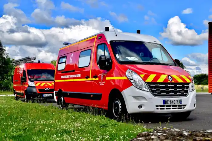 Caserne de pompiers à Sauzé-entre-Bois Caserne de pompiers à Sauzé-entre-Bois