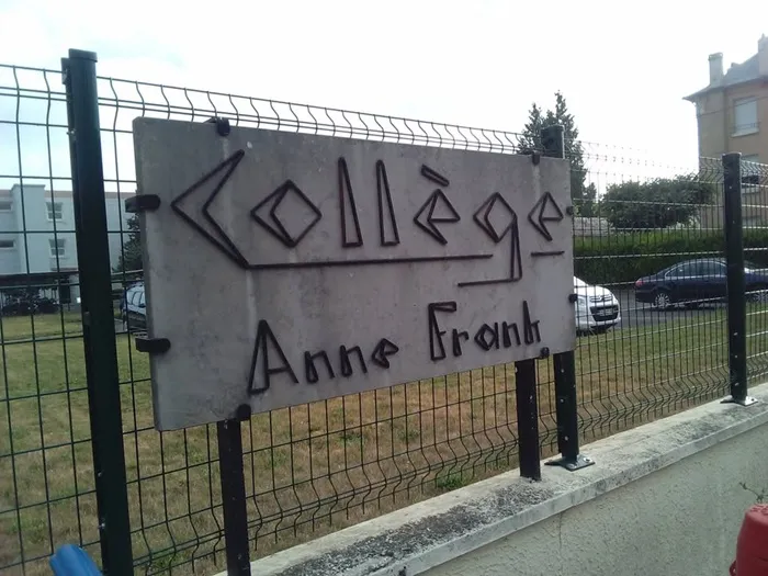 College Anne Frank à Sauze Vaussais