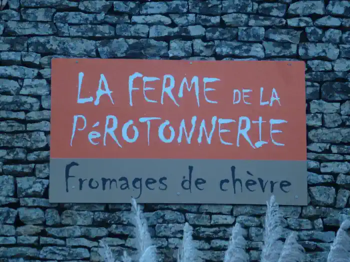 La ferme de la Pérotonnerie à Rom