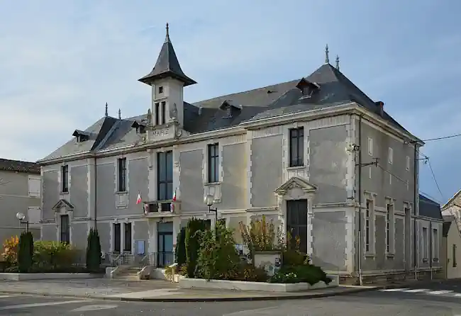 Mairie de Sauzé-entre-Bois Mairie de Sauzé-entre-Bois
