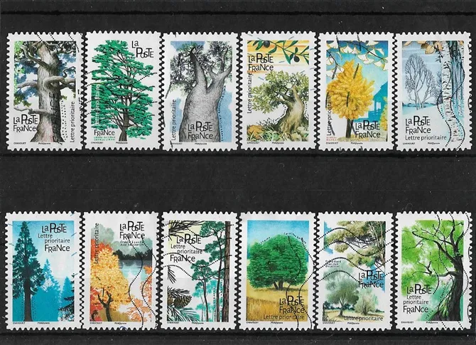 Série complète  de 12 timbres-poste oblitérés 4