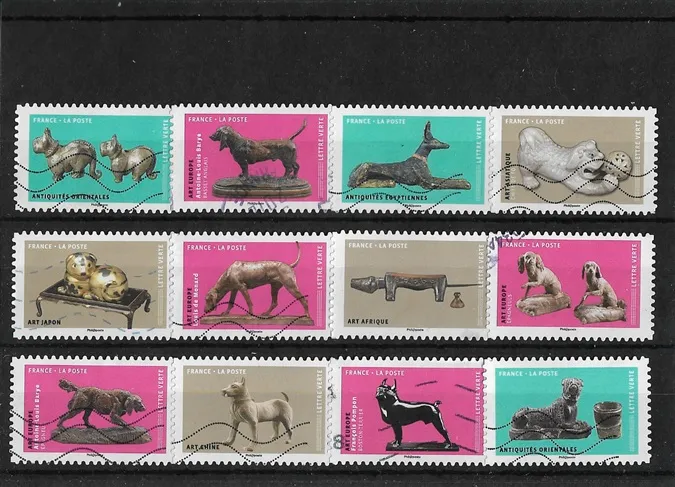 Série complète  de 12 timbres-poste oblitérés